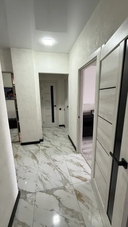 продажа трехкомнатной квартиры номер A-173822 в Киевском районе, фото номер 10